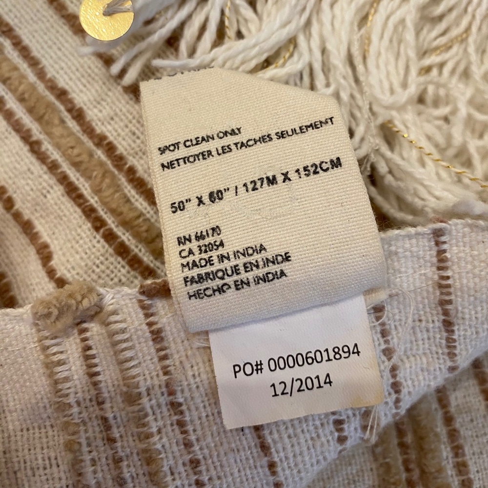 ANTHROPOLOGIE HOME MOROCCAN WEDDING THROW - Picture 8 of 8